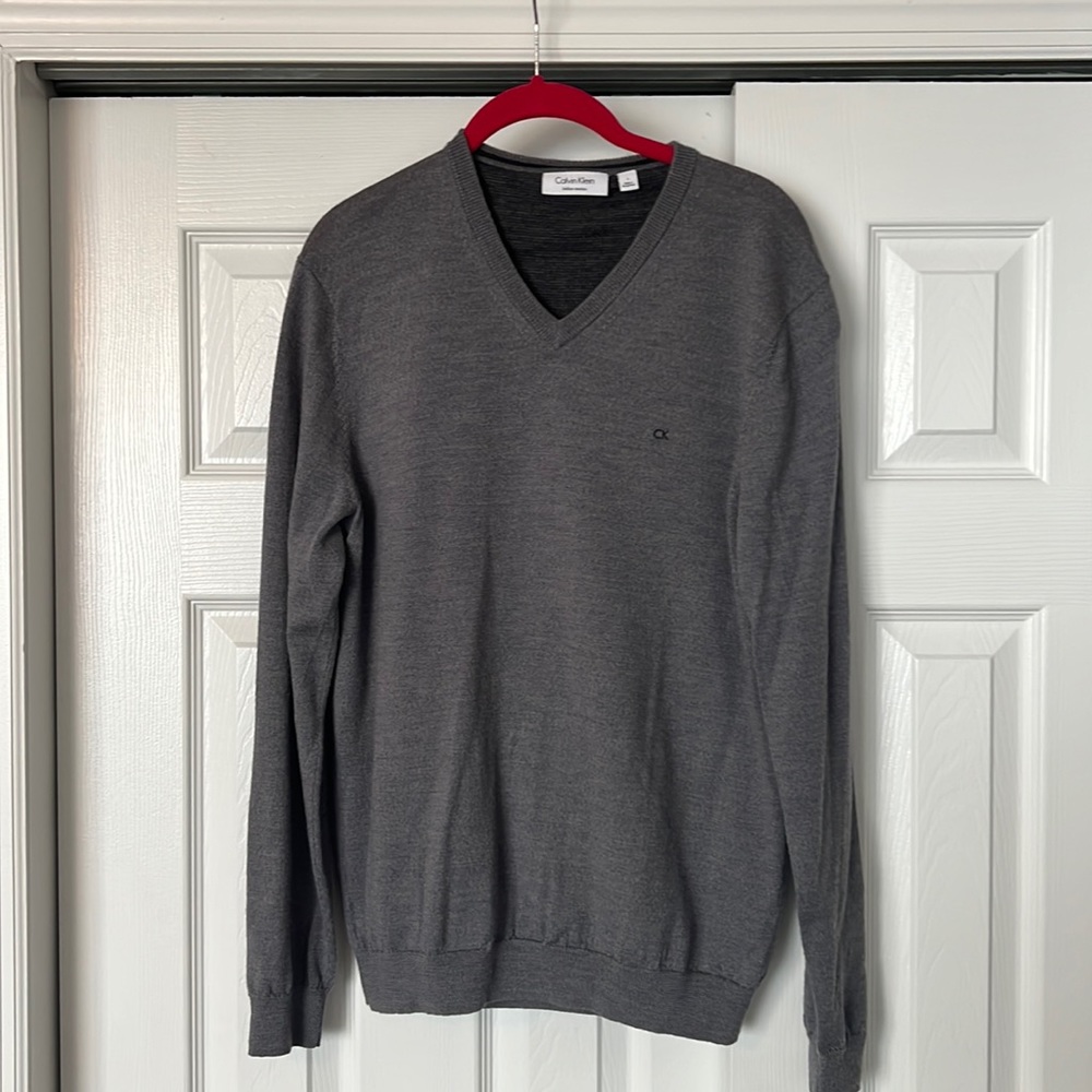 Calvin Klein V Neck